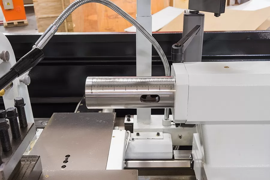 Станок токарно-винторезный STALEX C6256/1000